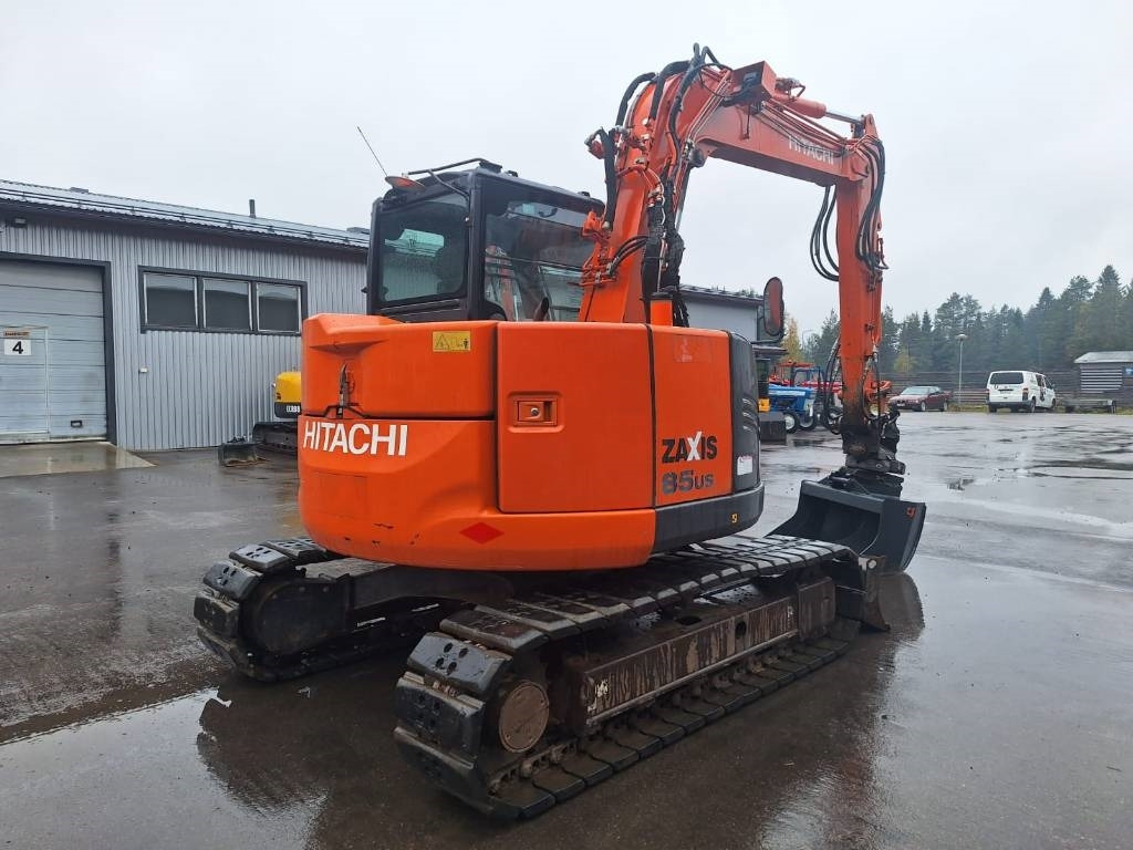 Hitachi ZX85US-5 PYÖRITTÄJÄLLÄ - Máy xúc mini: hình 4 Hitachi ZX85US-5 PYÖRITTÄJÄLLÄ - Máy xúc mini: hình 4
