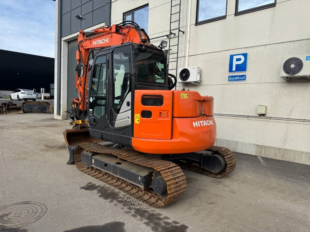 Hitachi ZX85US-5 Pyörittäjä, 3-Kauhaa - Máy xúc mini: hình 2 Hitachi ZX85US-5 Pyörittäjä, 3-Kauhaa - Máy xúc mini: hình 2