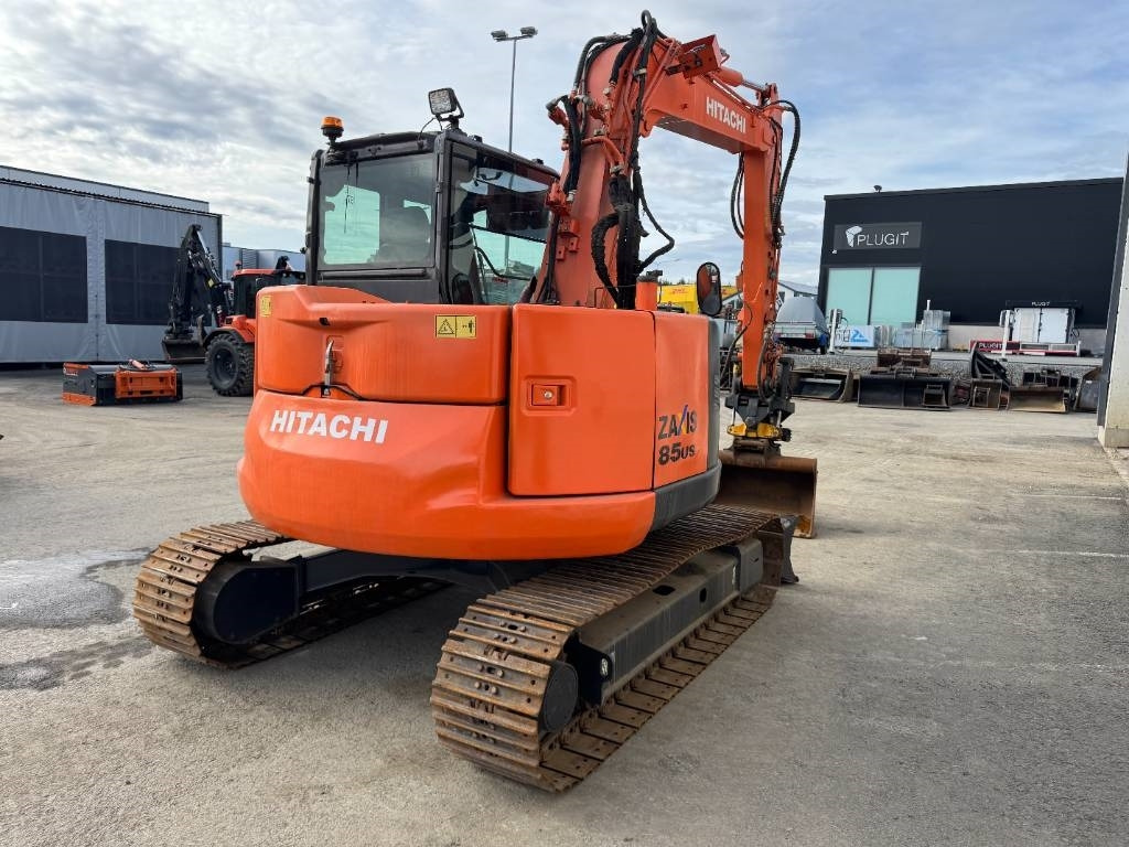 Hitachi ZX85US-5 Pyörittäjä, 3-Kauhaa - Máy xúc mini: hình 4 Hitachi ZX85US-5 Pyörittäjä, 3-Kauhaa - Máy xúc mini: hình 4