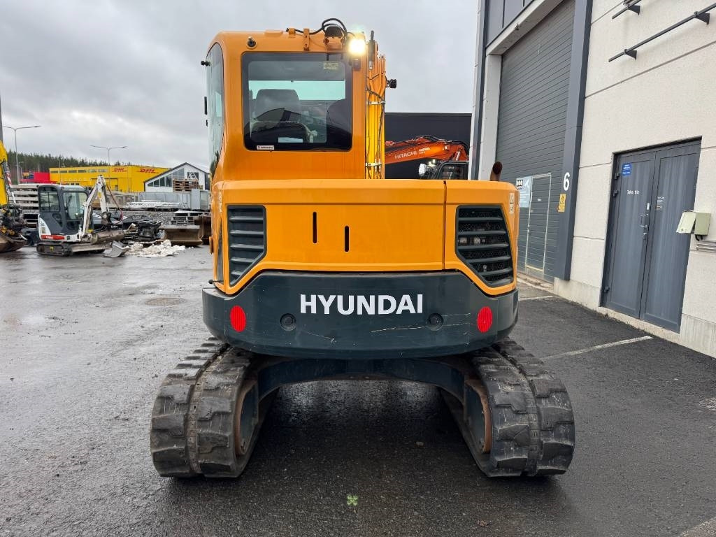 Hyundai R80CR-9A PYÖRITTÄJÄLLÄ  - Máy xúc mini: hình 4 Hyundai R80CR-9A PYÖRITTÄJÄLLÄ  - Máy xúc mini: hình 4
