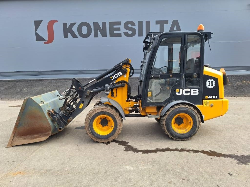 JCB 403 PIIKIT JA KAUHA - Máy xúc lật mini gấp khúc: hình 1 JCB 403 PIIKIT JA KAUHA - Máy xúc lật mini gấp khúc: hình 1