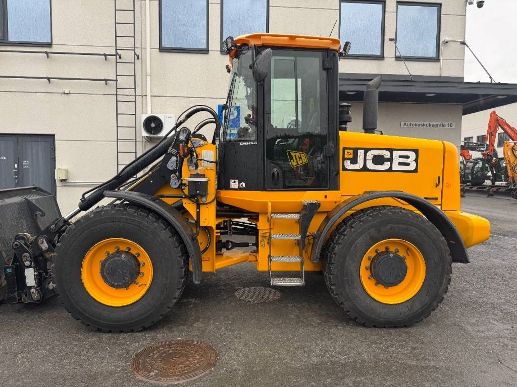 JCB 416 HT HYVÄT VARUSTEET - Máy xúc lật bánh lốp: hình 2 JCB 416 HT HYVÄT VARUSTEET - Máy xúc lật bánh lốp: hình 2
