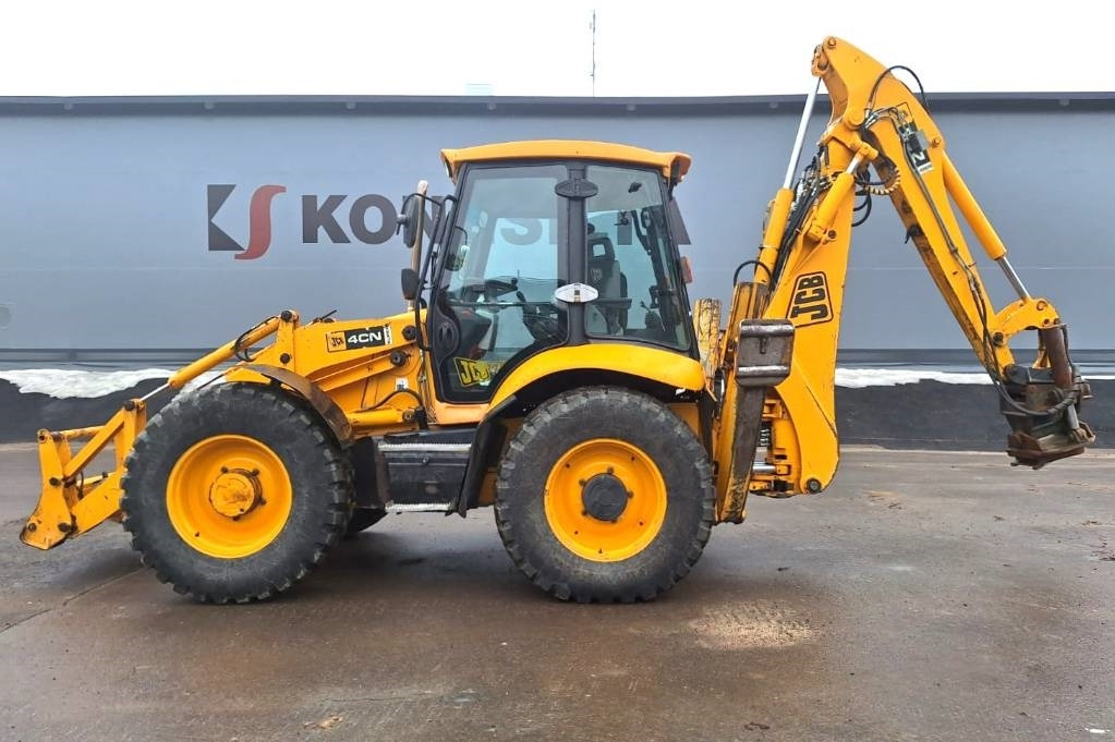 JCB 4CN YHDISTELMÄKONE KALLISTAJALLA - Máy xúc trước múc sau: hình 1 JCB 4CN YHDISTELMÄKONE KALLISTAJALLA - Máy xúc trước múc sau: hình 1