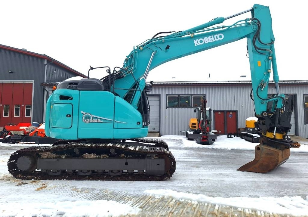 Kobelco MYYTY! SOLD! SK230SRLC-5 Pyörittäjällä - Máy xúc bánh xích: hình 5 Kobelco MYYTY! SOLD! SK230SRLC-5 Pyörittäjällä - Máy xúc bánh xích: hình 5