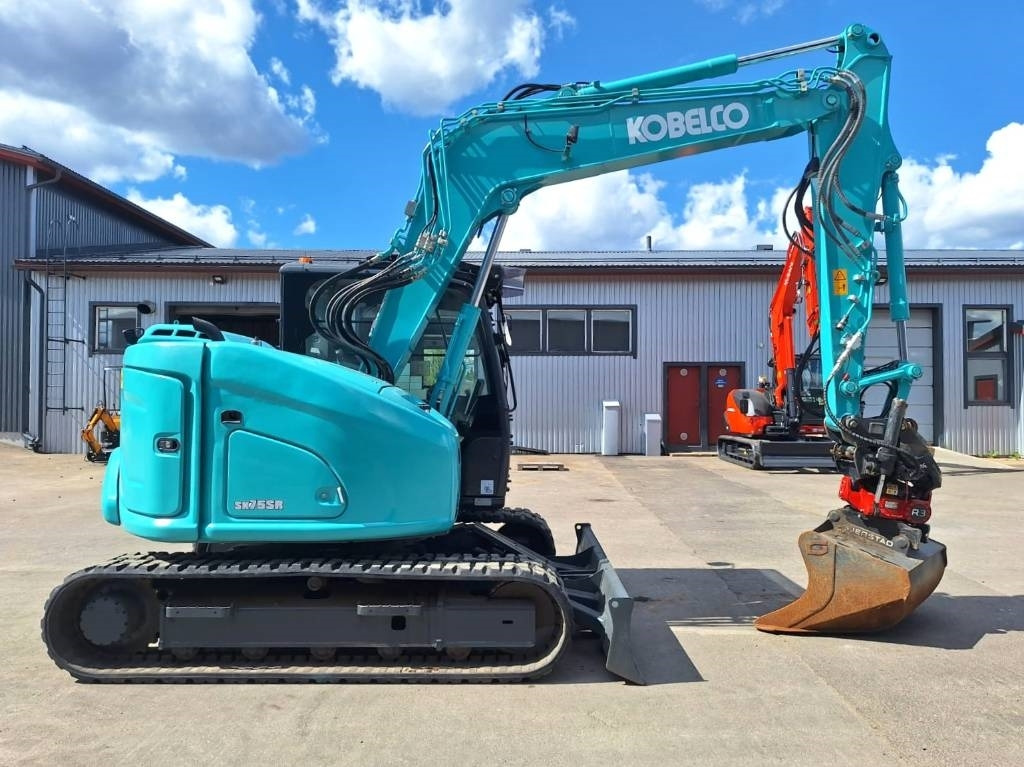 Kobelco MYYTY! SOLD! SK75SR-7 PYÖRITTÄJÄLLÄ - Máy xúc mini: hình 5 Kobelco MYYTY! SOLD! SK75SR-7 PYÖRITTÄJÄLLÄ - Máy xúc mini: hình 5