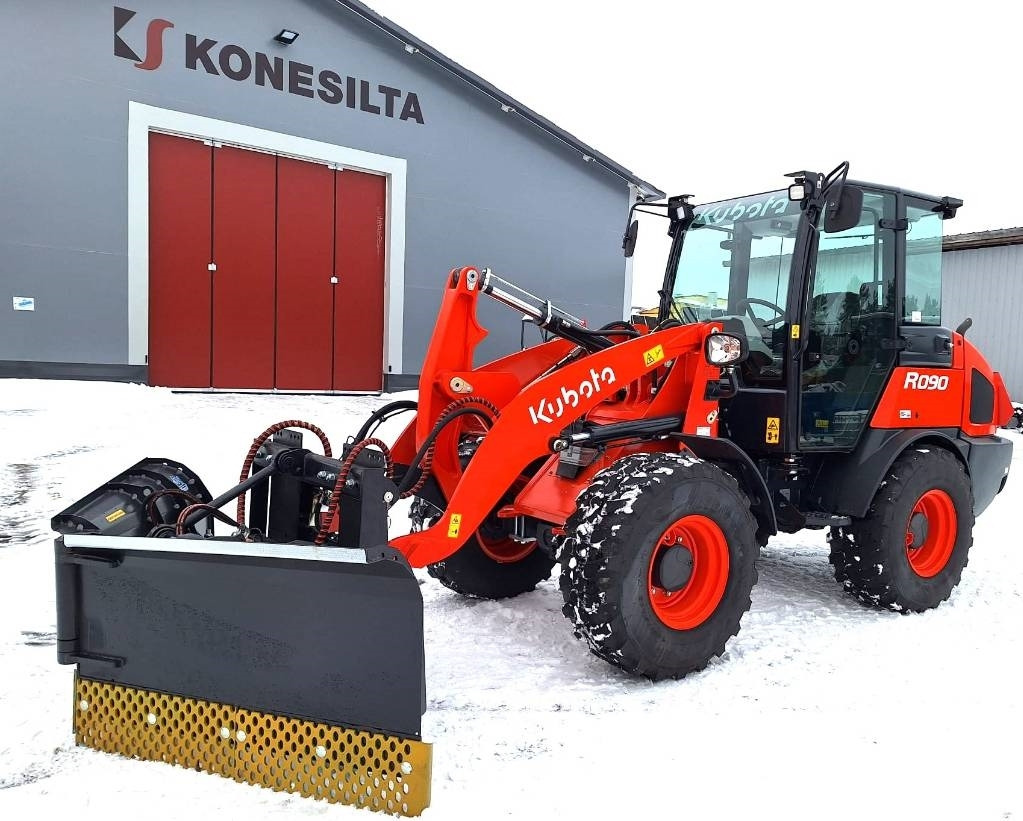 Kubota R090 TALVIPAKETILLA - Máy xúc lật bánh lốp: hình 1 Kubota R090 TALVIPAKETILLA - Máy xúc lật bánh lốp: hình 1