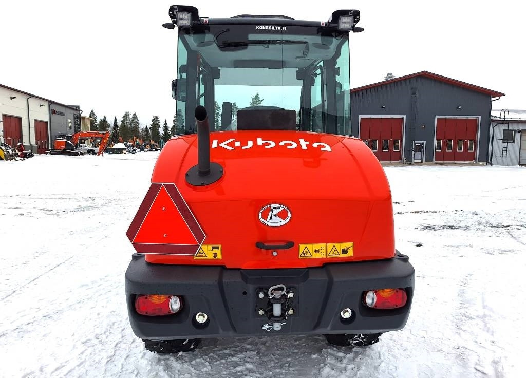 Kubota R090 TALVIPAKETILLA - Máy xúc lật bánh lốp: hình 4 Kubota R090 TALVIPAKETILLA - Máy xúc lật bánh lốp: hình 4