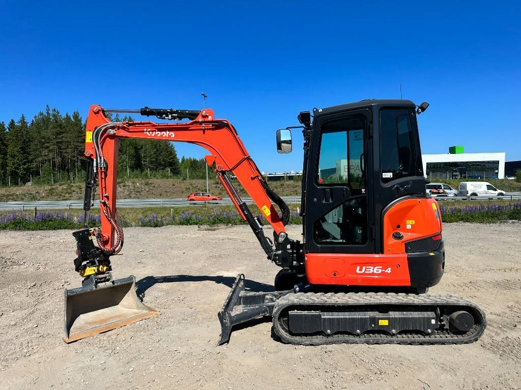 Kubota U36-4 Engconilla - Máy xúc mini: hình 1 Kubota U36-4 Engconilla - Máy xúc mini: hình 1