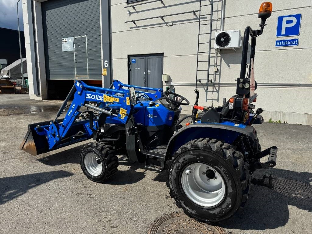 Solis 26 4WD Etukuormaajalla - Máy cày: hình 4 Solis 26 4WD Etukuormaajalla - Máy cày: hình 4