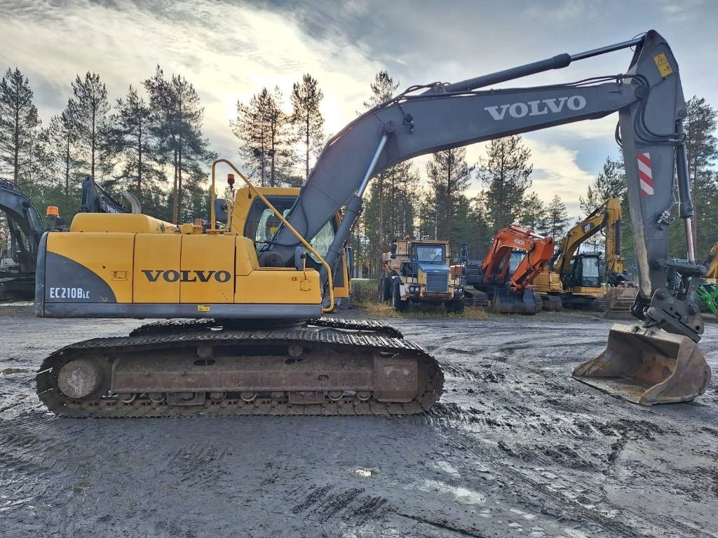Volvo EC210BLC KALLISTUVA LUISKAKAUHA - Máy xúc bánh xích: hình 5 Volvo EC210BLC KALLISTUVA LUISKAKAUHA - Máy xúc bánh xích: hình 5