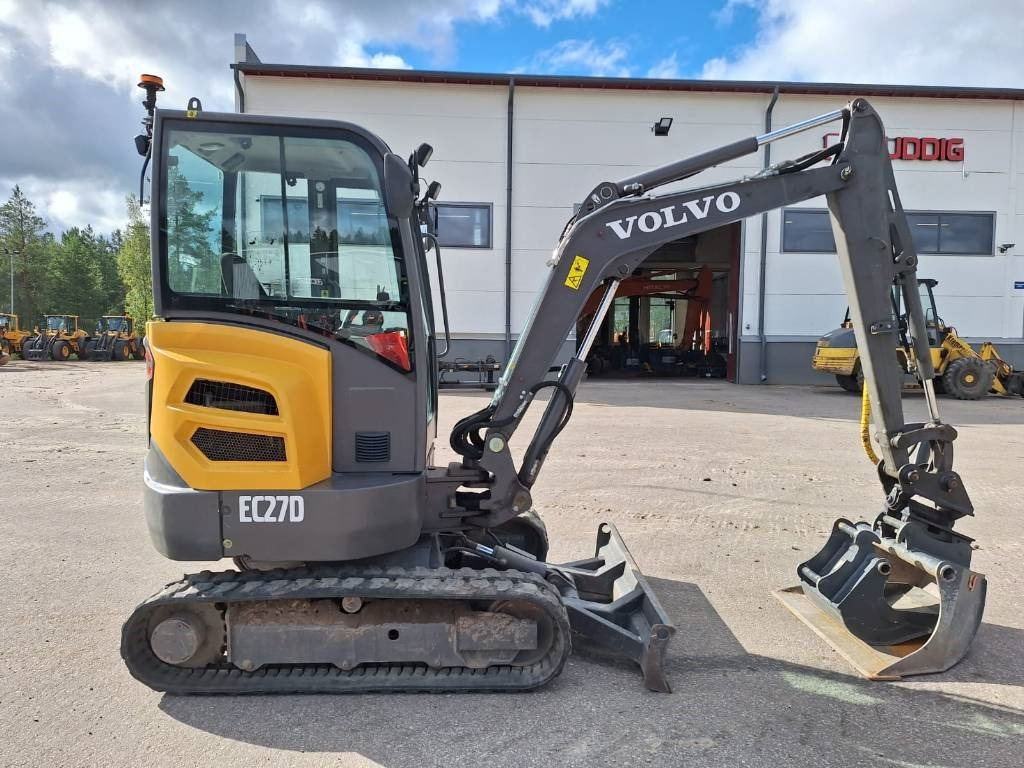 Volvo EC27D KALLISTAJA, 2-KAUHAA - Máy xúc mini: hình 4 Volvo EC27D KALLISTAJA, 2-KAUHAA - Máy xúc mini: hình 4