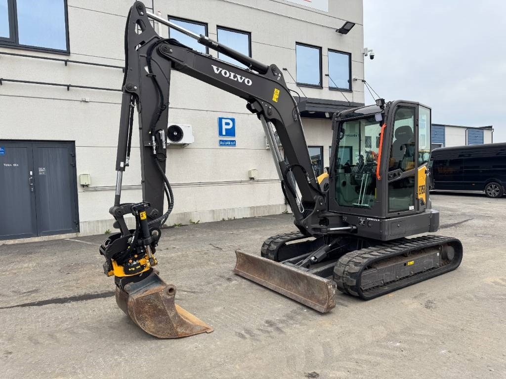 Volvo ECR58F PYÖRITTÄJÄLLÄ - Máy xúc mini: hình 2 Volvo ECR58F PYÖRITTÄJÄLLÄ - Máy xúc mini: hình 2