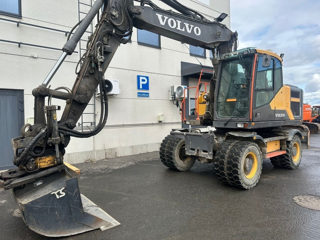 Volvo EW160E PYÖRITTÄJÄLLÄ - Máy xúc bánh lốp: hình 2 Volvo EW160E PYÖRITTÄJÄLLÄ - Máy xúc bánh lốp: hình 2