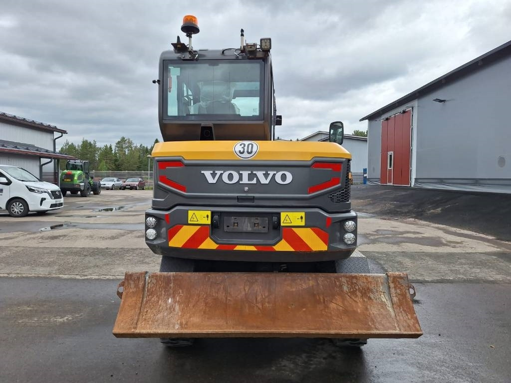 Volvo EW60E VÄHÄN AJETTU - Máy xúc bánh lốp: hình 3 Volvo EW60E VÄHÄN AJETTU - Máy xúc bánh lốp: hình 3