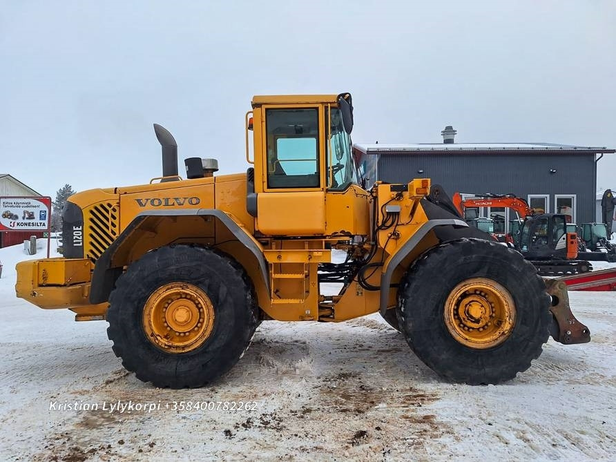 Volvo L120E - Máy xúc lật bánh lốp: hình 5 Volvo L120E - Máy xúc lật bánh lốp: hình 5