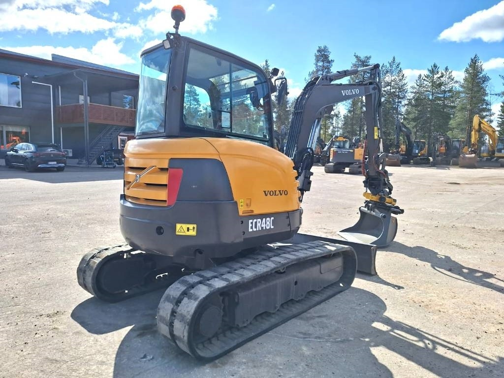 Volvo MYYTY! SOLD! ECR48C PYÖRITTÄJÄ PIHDEILLÄ - Máy xúc mini: hình 4 Volvo MYYTY! SOLD! ECR48C PYÖRITTÄJÄ PIHDEILLÄ - Máy xúc mini: hình 4