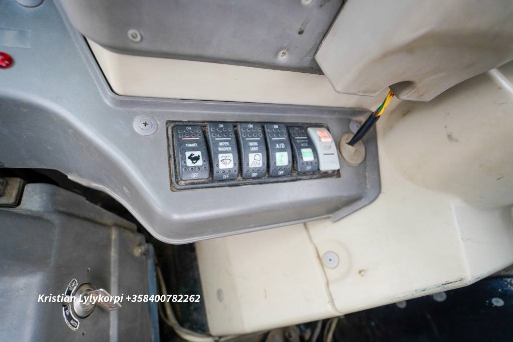 Máy xúc mini Yanmar SV 100-1: hình 17