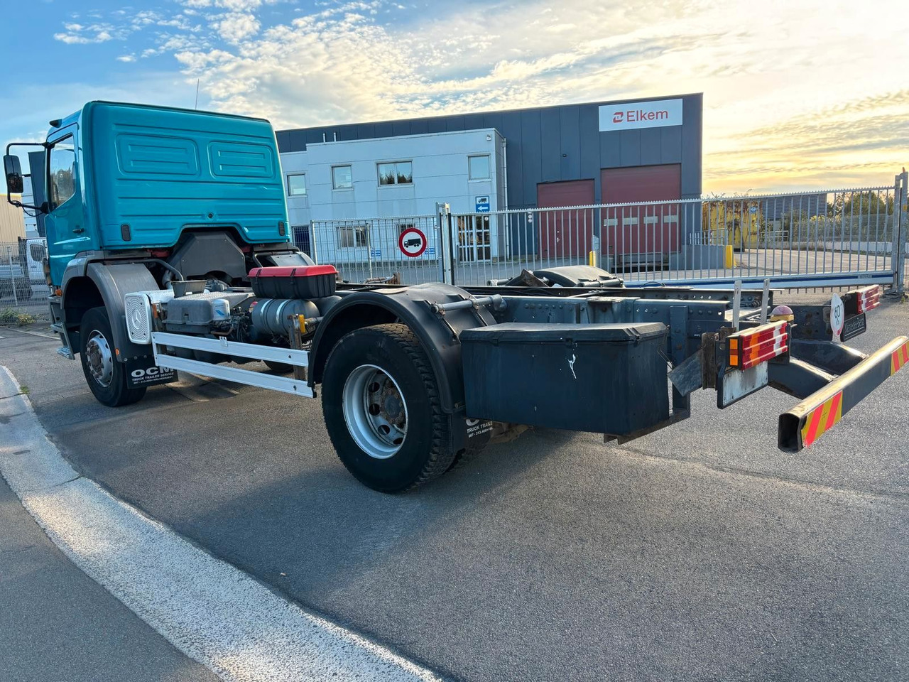 Mercedes-Benz Atego 1823. 6 Zylinder. - Xe tải khung gầm: hình 5 Mercedes-Benz Atego 1823. 6 Zylinder. - Xe tải khung gầm: hình 5