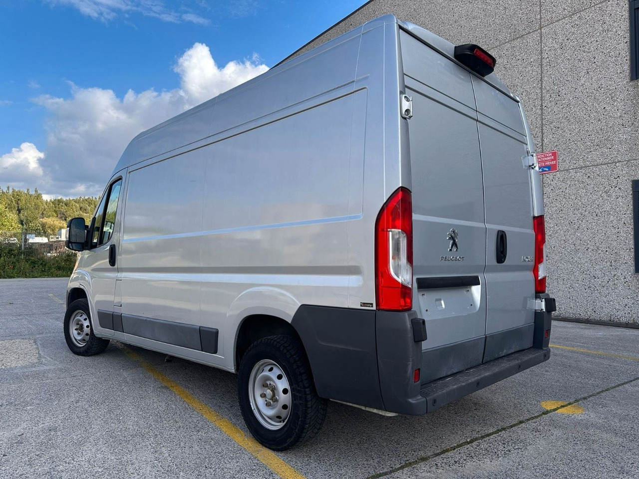 Peugeot Boxer. Klima. Navi. Tempomat. - Xe van chở hàng: hình 3 Peugeot Boxer. Klima. Navi. Tempomat. - Xe van chở hàng: hình 3
