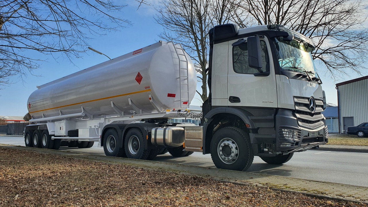 Sievering 40000 LITRE ADR FUEL TANK SEMI-TRAILER FOR MERCEDES ACTROS - Sơ mi rơ moóc bồn: hình 1 Sievering 40000 LITRE ADR FUEL TANK SEMI-TRAILER FOR MERCEDES ACTROS - Sơ mi rơ moóc bồn: hình 1