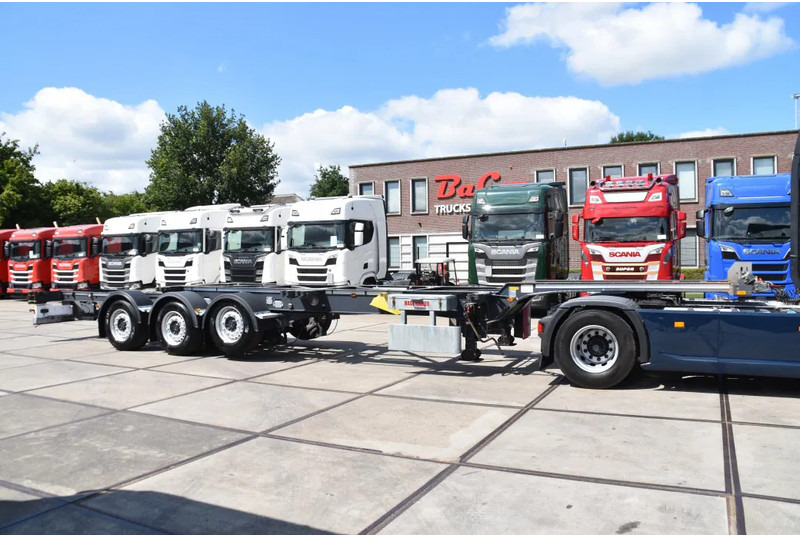 Renders HASTRAILER FCC - ALL CONNECTIONS - LIFT AXLE - 2 x EXTENDABLE - SAF AXLES - DISC BRAKES - EXCELLENT CONDITION - - Xe chở container/ Sơ mi rơ moóc hoán đổi thân: hình 1 Renders HASTRAILER FCC - ALL CONNECTIONS - LIFT AXLE - 2 x EXTENDABLE - SAF AXLES - DISC BRAKES - EXCELLENT CONDITION - - Xe chở container/ Sơ mi rơ moóc hoán đổi thân: hình 1