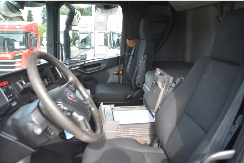 Scania S520 V8 NGS 6x2*4NB - THERMO KING - RETARDER - FULL AIR - WHEELBASE: 515 CM - LED LIGHTS - TOP CONDITION - - Xe tải đông lạnh: hình 4 Scania S520 V8 NGS 6x2*4NB - THERMO KING - RETARDER - FULL AIR - WHEELBASE: 515 CM - LED LIGHTS - TOP CONDITION - - Xe tải đông lạnh: hình 4