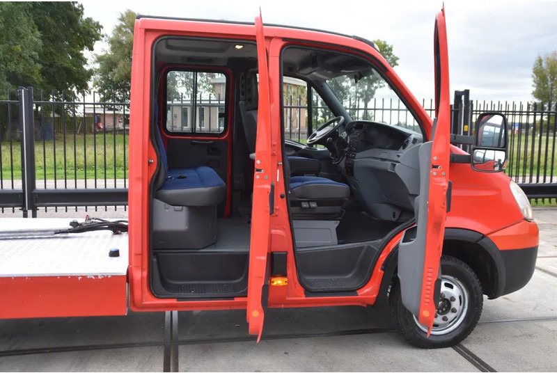 Iveco 40C18 - MANUAL - EURO 4 - 341 TKM - RADIO - BACKSEAT - 4 DOORS - GOOD CONDITION - - Xe đầu kéo: hình 4 Iveco 40C18 - MANUAL - EURO 4 - 341 TKM - RADIO - BACKSEAT - 4 DOORS - GOOD CONDITION - - Xe đầu kéo: hình 4