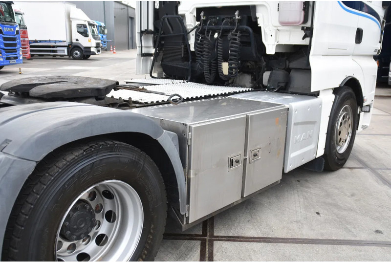 Xe đầu kéo MAN TGX 18.420 - EURO 6 - ADR FL - PARK. AIRCO - NAVI - PTO - XENON LIGHTS - TOP CONDITION -: hình 10