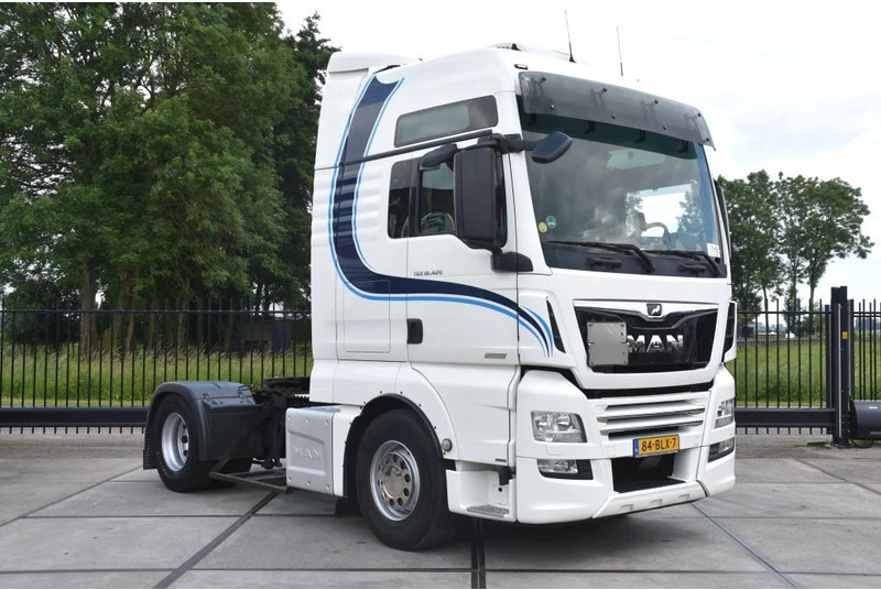 MAN TGX 18.420 - EURO 6 - ADR FL - PARK. AIRCO - NAVI - PTO - XENON LIGHTS - TOP CONDITION - - Xe đầu kéo: hình 2 MAN TGX 18.420 - EURO 6 - ADR FL - PARK. AIRCO - NAVI - PTO - XENON LIGHTS - TOP CONDITION - - Xe đầu kéo: hình 2