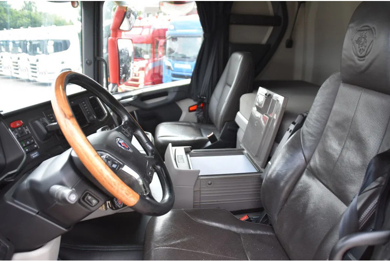 Scania R450 NGS 6x2/4NB - RETARDER - FULL AIR - 748 TKM - LEATHER SEATS - NAVI - 2 x FUEL TANKS - LED LIGHTS - - Xe đầu kéo: hình 5 Scania R450 NGS 6x2/4NB - RETARDER - FULL AIR - 748 TKM - LEATHER SEATS - NAVI - 2 x FUEL TANKS - LED LIGHTS - - Xe đầu kéo: hình 5