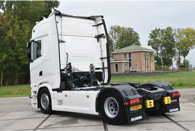 Scania S460 NGS 4x2NB - ONLY 71 TKM - FULL AIR - PARK. AIRCO - LEATHER SEATS - 2 x FUEL TANKS - LED LIGHTS - EXCELLENT CONDITION - - Xe đầu kéo: hình 3 Scania S460 NGS 4x2NB - ONLY 71 TKM - FULL AIR - PARK. AIRCO - LEATHER SEATS - 2 x FUEL TANKS - LED LIGHTS - EXCELLENT CONDITION - - Xe đầu kéo: hình 3