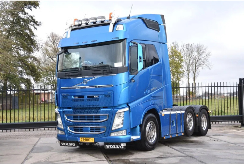 Volvo FH 540 Globe 6x2/4 - 633 TKM - HYDRAULICS - PTO - 2 BEDS - XENON - GOOD CONDITION - - Xe đầu kéo: hình 2 Volvo FH 540 Globe 6x2/4 - 633 TKM - HYDRAULICS - PTO - 2 BEDS - XENON - GOOD CONDITION - - Xe đầu kéo: hình 2