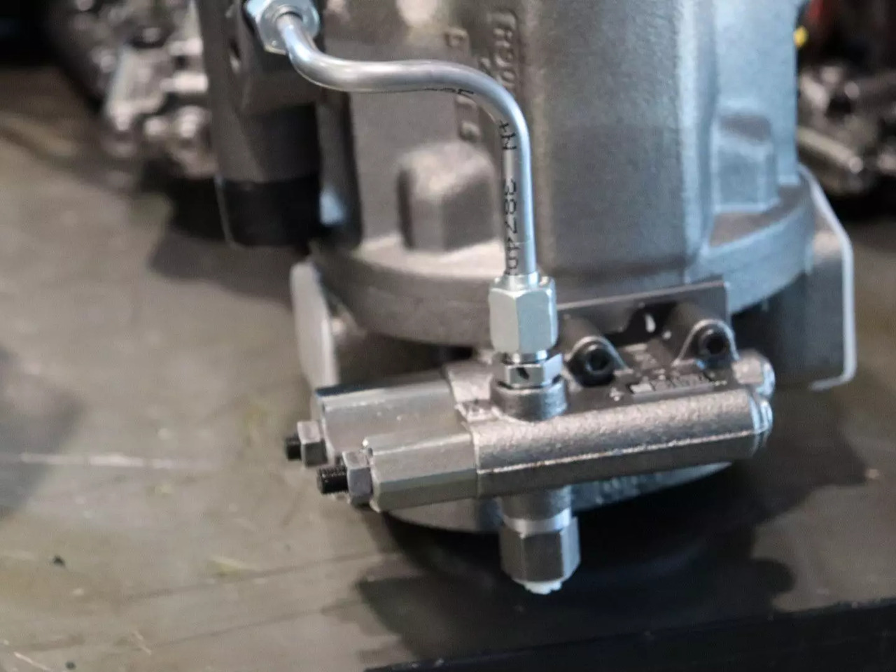 REXROTH A10VO28DFLR/31L-VSC62K01 - Bơm thủy lực cho Máy móc xây dựng: hình 4 REXROTH A10VO28DFLR/31L-VSC62K01 - Bơm thủy lực cho Máy móc xây dựng: hình 4
