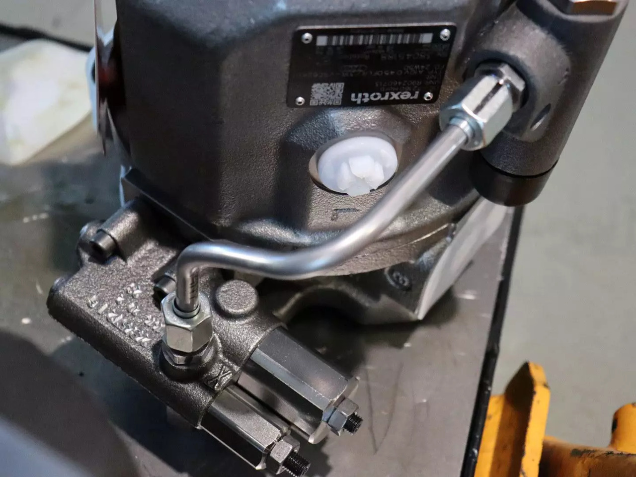 REXROTH A10VO45DFLR/31R-VSC62K01 - Bơm thủy lực cho Thiết bị xử lý vật liệu: hình 3 REXROTH A10VO45DFLR/31R-VSC62K01 - Bơm thủy lực cho Thiết bị xử lý vật liệu: hình 3