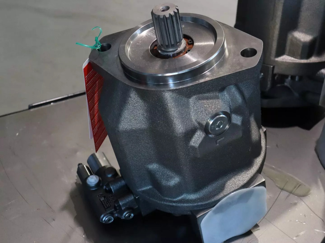 REXROTH A10VO71DFR/31L-VSC92N00 - Bơm thủy lực cho Thiết bị xử lý vật liệu: hình 2 REXROTH A10VO71DFR/31L-VSC92N00 - Bơm thủy lực cho Thiết bị xử lý vật liệu: hình 2