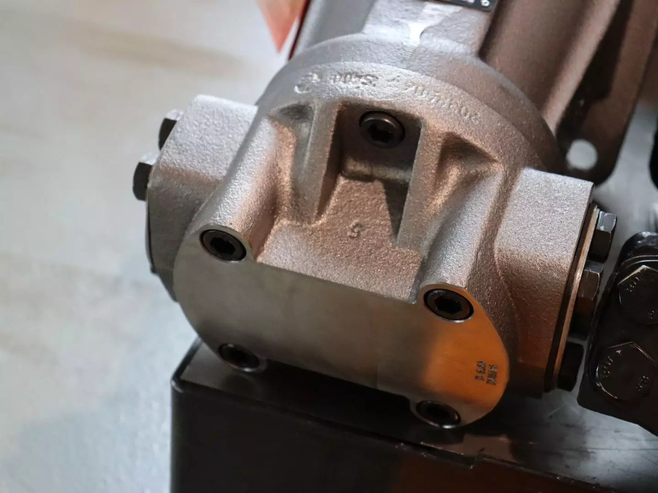 REXROTH A2FM107/61W-VAB020 - Động cơ thủy lực cho Máy móc xây dựng: hình 3 REXROTH A2FM107/61W-VAB020 - Động cơ thủy lực cho Máy móc xây dựng: hình 3