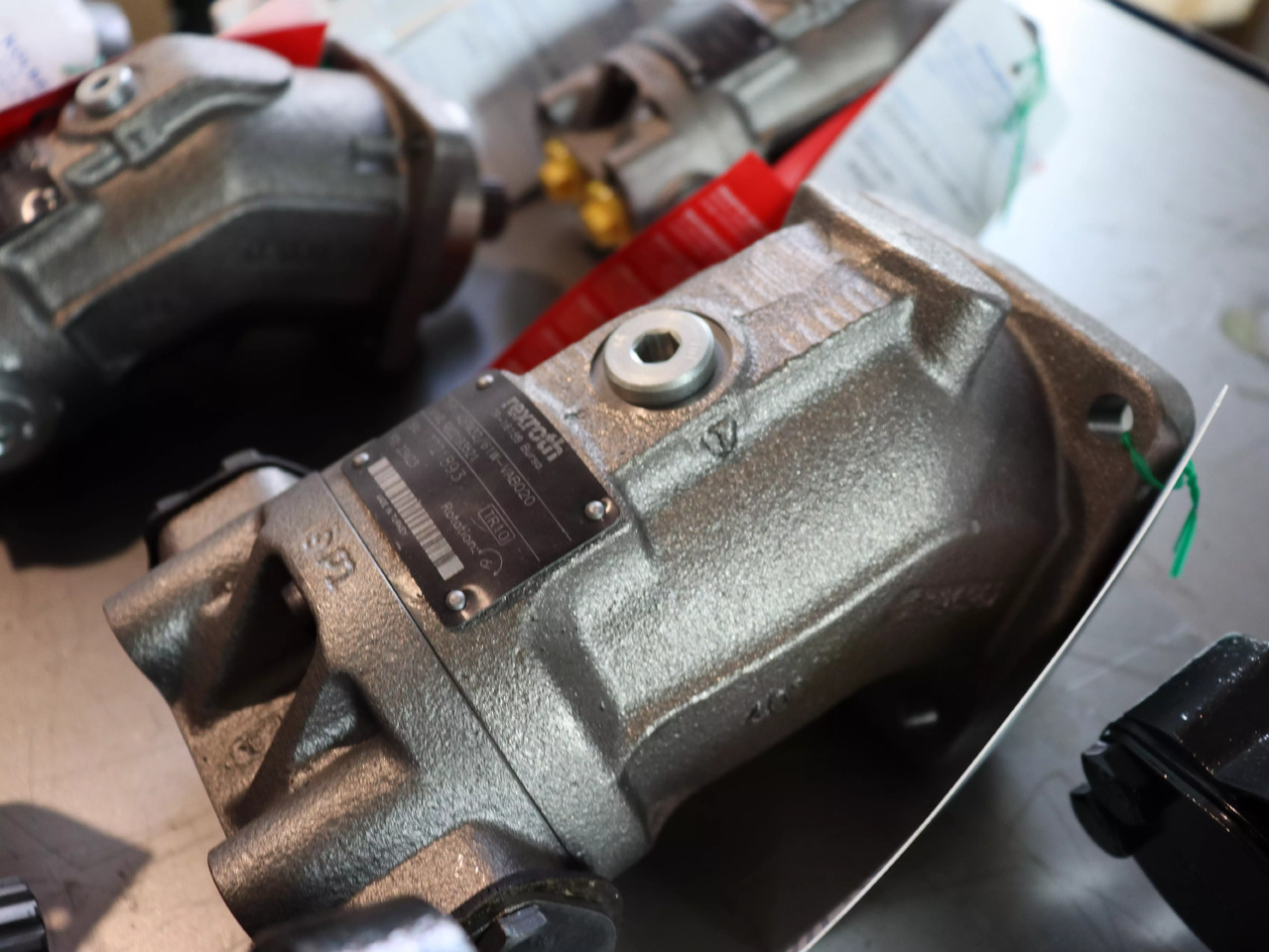 REXROTH A2FM63/61W-VAB020 - Động cơ thủy lực cho Máy móc xây dựng: hình 2 REXROTH A2FM63/61W-VAB020 - Động cơ thủy lực cho Máy móc xây dựng: hình 2
