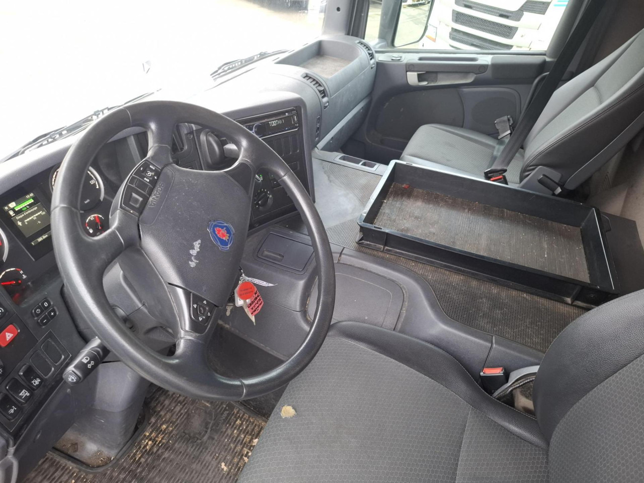 SCANIA P 250 DB4x2MLA - Xe tải khung gầm: hình 3 SCANIA P 250 DB4x2MLA - Xe tải khung gầm: hình 3