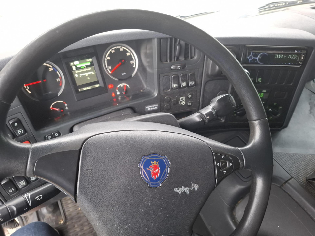 SCANIA P 250 DB4x2MLA - Xe tải khung gầm: hình 4 SCANIA P 250 DB4x2MLA - Xe tải khung gầm: hình 4