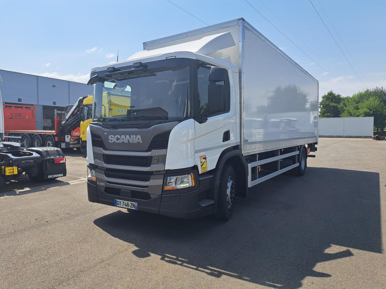 SCANIA SCANIA P280 4x2 Fourgon /Hayon 9L - Xe tải khung gầm: hình 1 SCANIA SCANIA P280 4x2 Fourgon /Hayon 9L - Xe tải khung gầm: hình 1