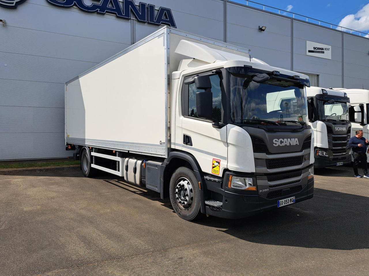 SCANIA SCANIA P280 4x2 Fourgon Hayon - Xe tải khung gầm: hình 4 SCANIA SCANIA P280 4x2 Fourgon Hayon - Xe tải khung gầm: hình 4
