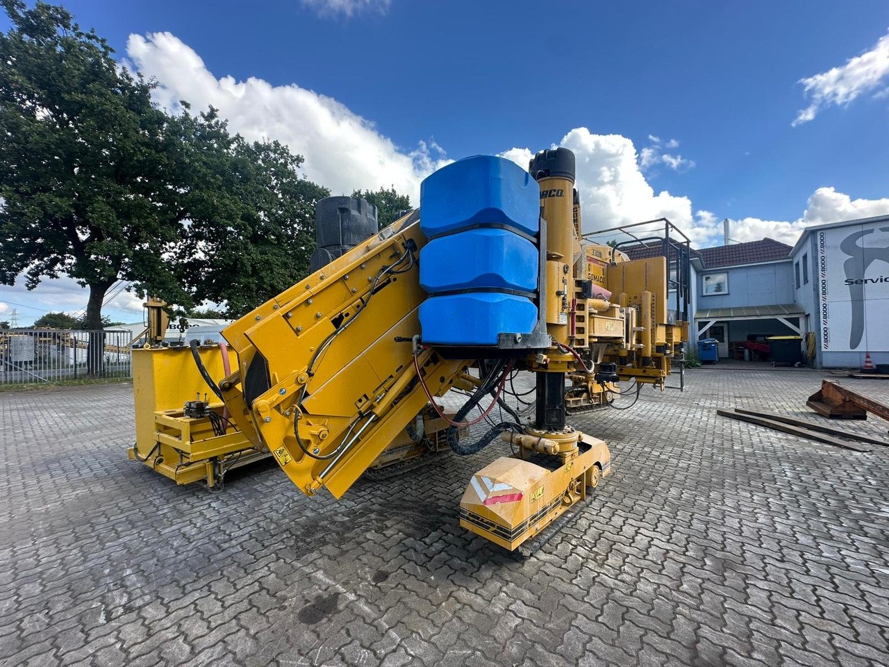 GOMACO 3300 - Máy trải bê tông xi măng: hình 2 GOMACO 3300 - Máy trải bê tông xi măng: hình 2