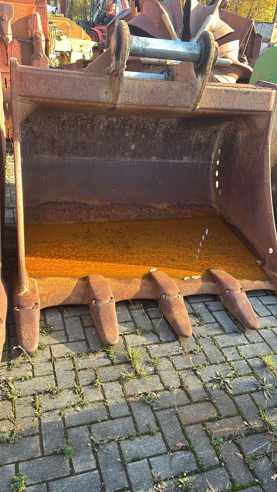 Liebherr Volvo Komatsu Volvo 460 Liebherr R944 R952 R974 KOMATSU PC1250 - Gầu máy xúc cho Máy xúc bánh xích: hình 4 Liebherr Volvo Komatsu Volvo 460 Liebherr R944 R952 R974 KOMATSU PC1250 - Gầu máy xúc cho Máy xúc bánh xích: hình 4