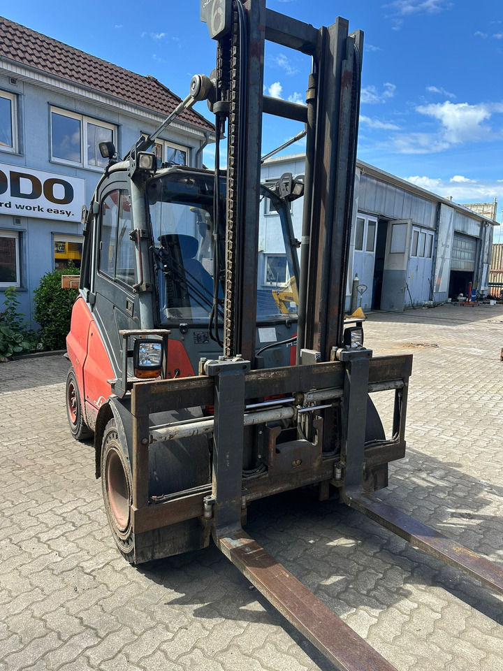 Lin H50D - Xe nâng diesel: hình 2 Lin H50D - Xe nâng diesel: hình 2