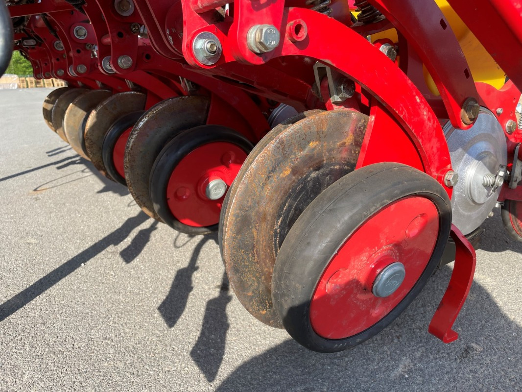 Grimme MATRIX 1200 - Máy gieo hạt: hình 4 Grimme MATRIX 1200 - Máy gieo hạt: hình 4