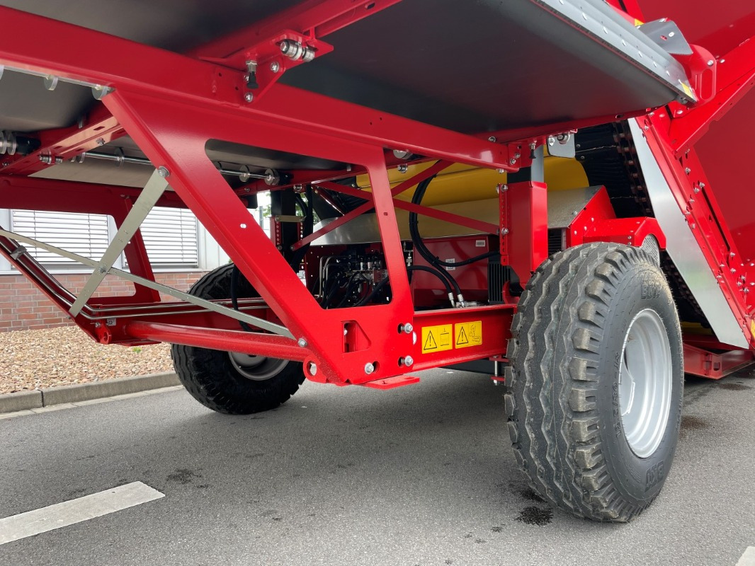 Grimme RH 20 -60 CF - Rental - Trang thiết bị lưu trữ: hình 3 Grimme RH 20 -60 CF - Rental - Trang thiết bị lưu trữ: hình 3