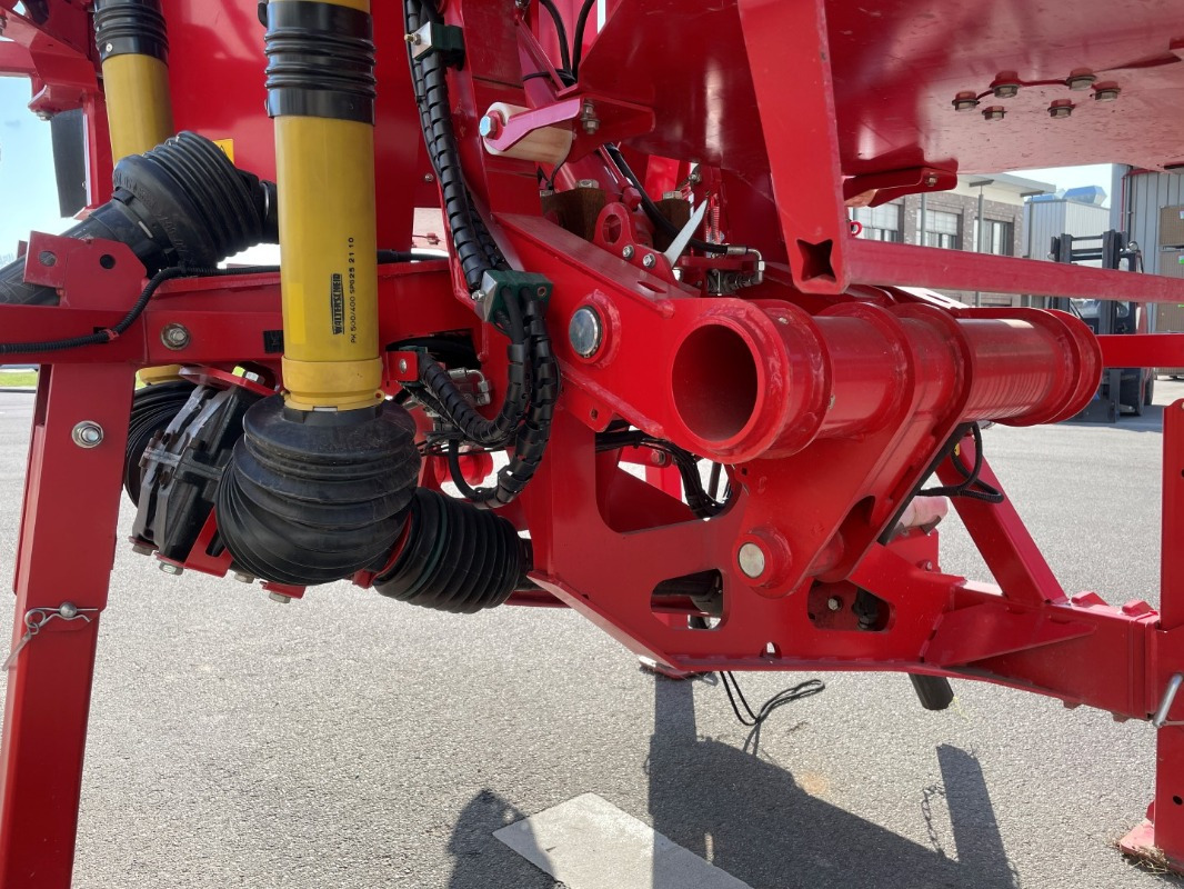 Grimme TOPPA 600 COMBI - Máy gặt: hình 3 Grimme TOPPA 600 COMBI - Máy gặt: hình 3