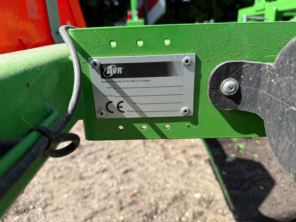 AVR Speedridger RC-B - Máy gặt: hình 3 AVR Speedridger RC-B - Máy gặt: hình 3