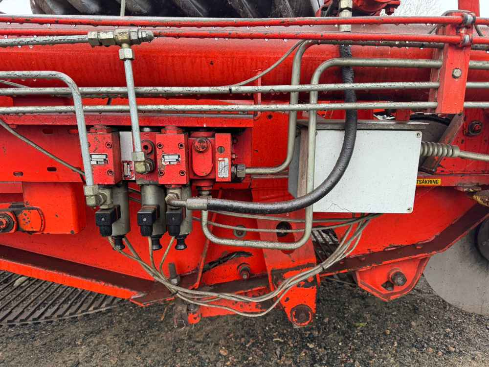 Grimme DL 1500 - Máy gặt: hình 2 Grimme DL 1500 - Máy gặt: hình 2