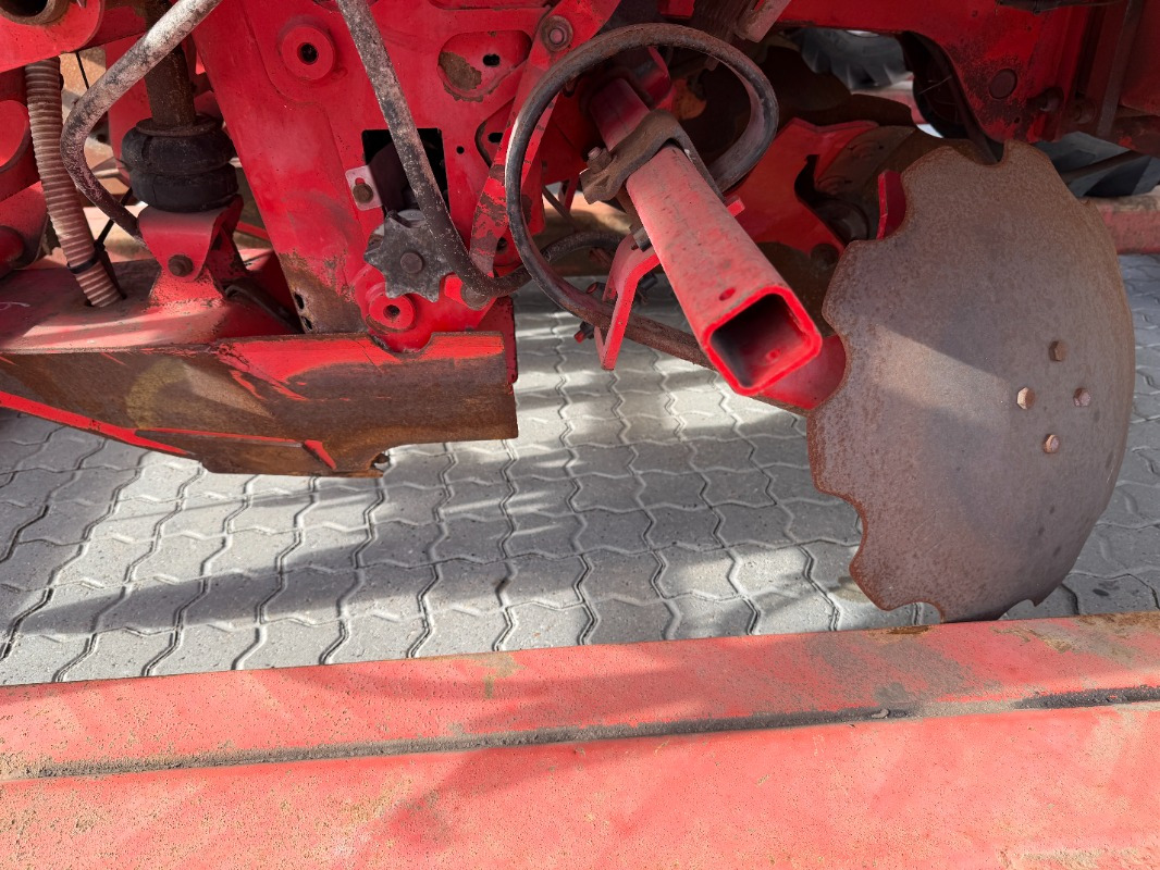 Grimme GL 36-ZS - Máy gặt: hình 4 Grimme GL 36-ZS - Máy gặt: hình 4